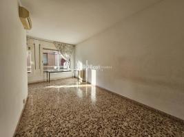 Pis, 96.00 m²