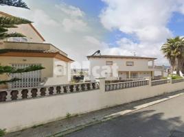 Pis, 148.00 m², حافلة قرب والقطار, جديد تقريبا