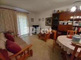 Flat, 83.00 m², near bus and train