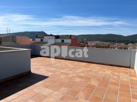 Àtic, 113.00 m², prop de bus i tren, seminou
