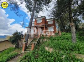  (unifamiliar aïllada), 161.00 m², حافلة قرب والقطار