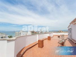 Àtic, 88.00 m², 附近的公共汽車和火車, Zona turistica