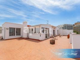 Àtic, 88.00 m², 附近的公共汽車和火車, Zona turistica