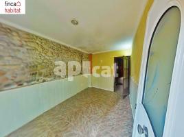 Casa (unifamiliar aïllada), 165.00 m², prop de bus i tren