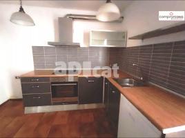 Pis, 125.00 m², prop de bus i tren