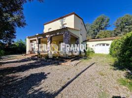 Casa (xalet / torre), 330.00 m²