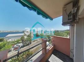 Pis, 93.00 m², prop de bus i tren