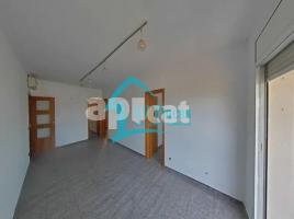 Pis, 93.00 m², prop de bus i tren