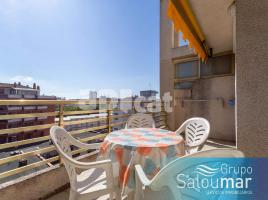 Apartament, 51.00 m², 附近的公共汽車和火車