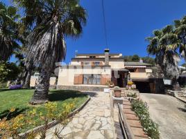 Houses (detached house), 314.00 m², near bus and train
