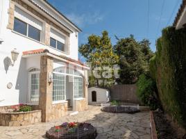 Casa (xalet / torre), 200.00 m²