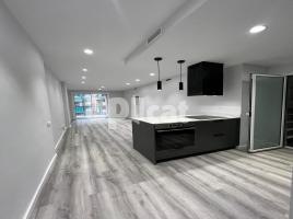 Pis, 76.00 m², حافلة قرب والقطار
