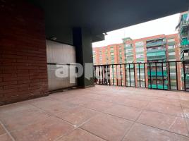 Pis, 76.00 m², حافلة قرب والقطار