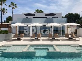 For rent Houses (villa / tower), 320.00 m²