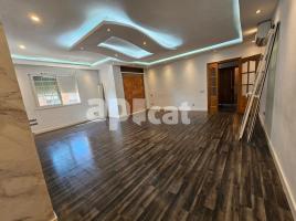  (xalet / torre), 178.00 m², Calle de Pau Gargallo