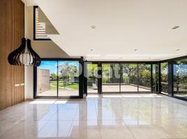  (unifamiliar adossada), 347.00 m², fast neu, Camino de Can Quirze