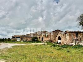  (casa rural), 1012.00 m², 附近的公共汽車和火車