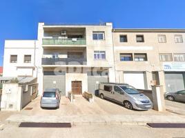 Flat, 179.00 m², near bus and train