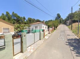 Bungalow, 96.00 m², cerca de bus y tren, seminuevo