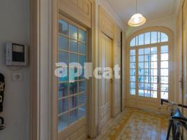 Flat, 129.00 m², near bus and train