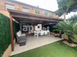 Casa (unifamiliar adossada), 217 m², seminou, Zona