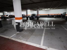 Parking, 8 m², Diputació
