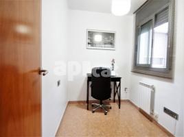 Flat, 68.00 m², near bus and train, almost new, Calle Alexandre Bell