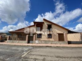 Houses (detached house), 309.00 m², almost new