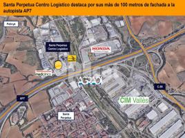 For rent industrial, 9694.00 m², near bus and train, almost new, Calle de Catalunya