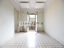 For rent office, 251.00 m², close to bus and metro, Calle de Roger de Llúria