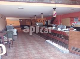 Business premises, 122.00 m², near bus and train, Calle d'Iscle Soler, 44