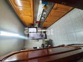 Flat, 125.00 m², near bus and train, Calle Sant Isidre