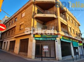 For rent business premises, 290.00 m², Calle del Carme