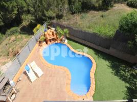 Houses (villa / tower), 505.00 m², almost new