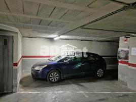 Parking, 80.00 m², almost new