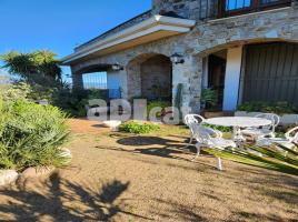 Houses (villa / tower), 381.00 m², almost new