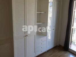 Flat, 114.00 m², close to bus and metro